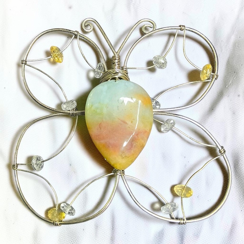 Artisan Wirework Butterfly Brooch Agate/Chalcedony Faceted Glass Beads